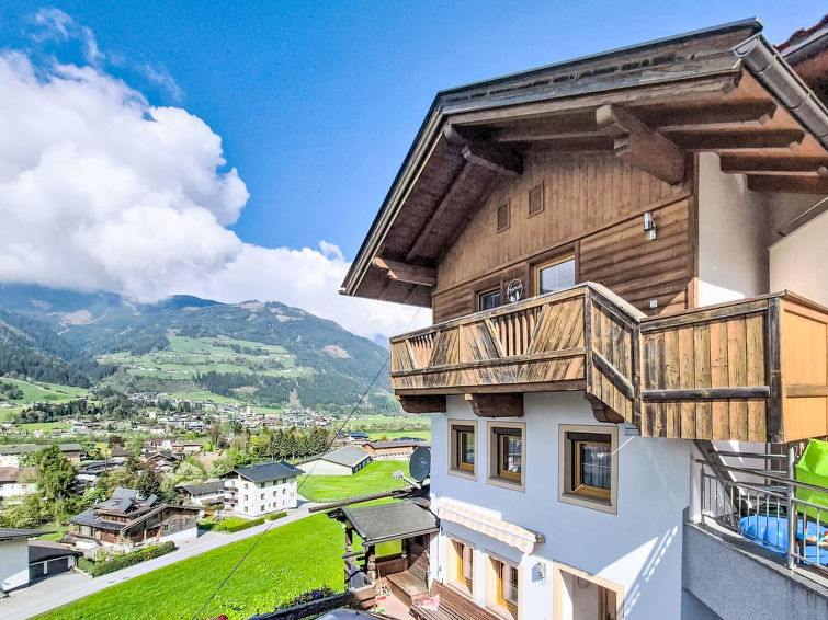 Bergzicht en rust in centrum van Stumm im Zillertal in Stumm im Zillertal