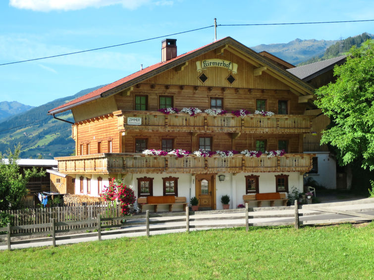 Ruim appartement in historische Kirmerhof, Zell am Ziller in Zell am Ziller