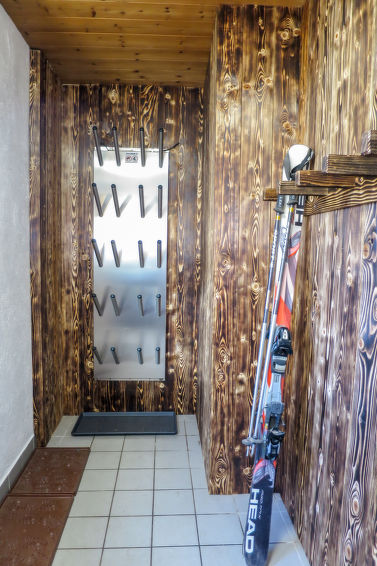 Lipperhof - Slide 12