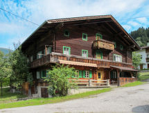 Authentieke 19e-eeuwse boerderij in Ramsau bij Mayrhofen voor 25 personen - thumbnail 1