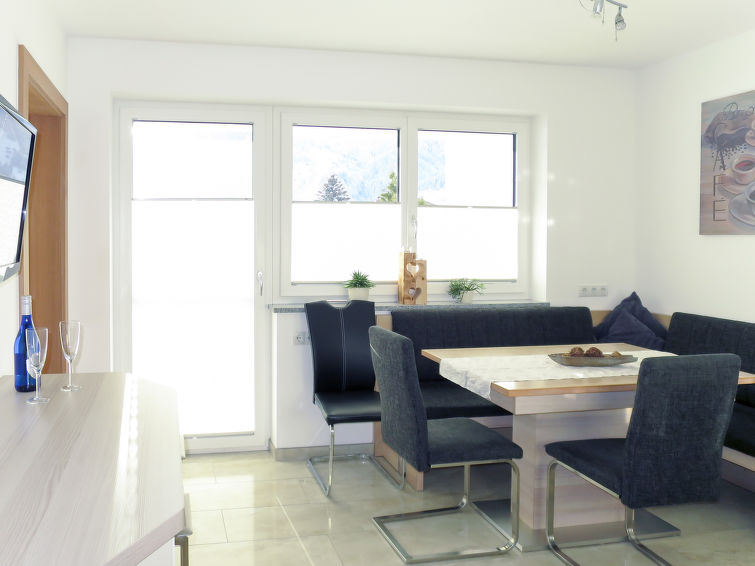 Hanser Apartment in Mayrhofen