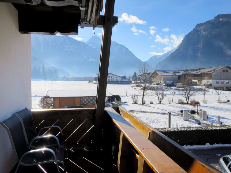 Search and Stay destination Mayrhofen, Tirol - Austria from AU$ 290. Rahm (MHO170)