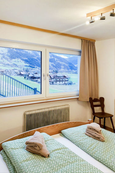 Photo of Waldeck 2