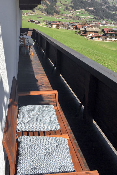 Photo of Waldeck 2