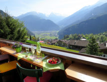 Op 500 m van de piste: ruim appartement in centrum Finkenberg - thumbnail 2