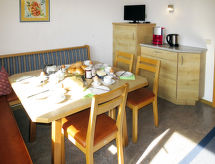 Op 500 m van de piste: ruim appartement in centrum Finkenberg - thumbnail 6