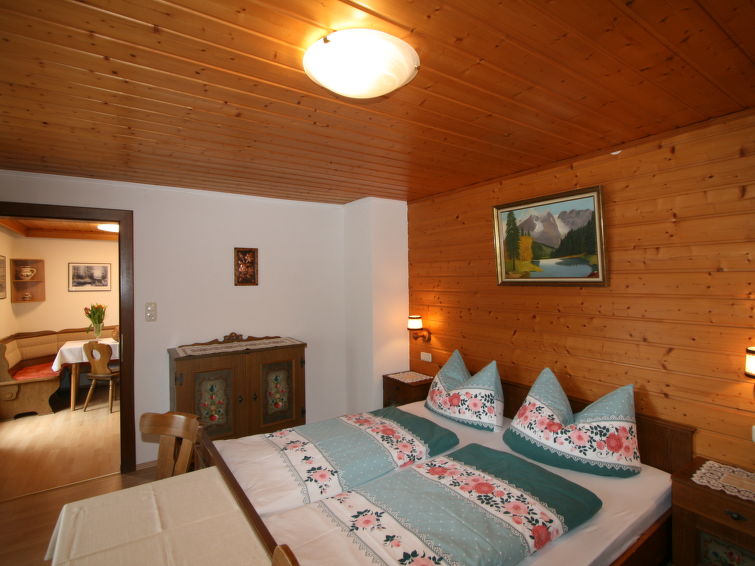 Search and Stay destination Finkenberg, Tirol - Austria from AU$ 310. Neumann (FBZ202)