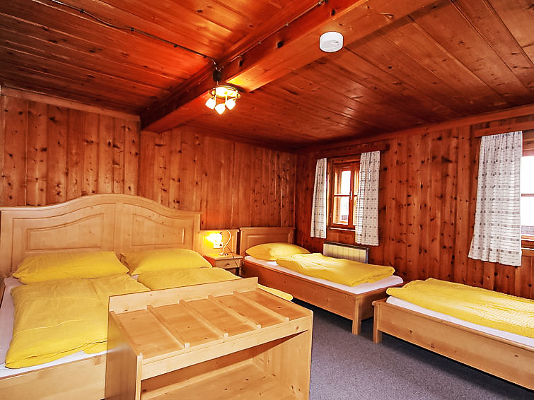 Vacation home Tux Holiday Home