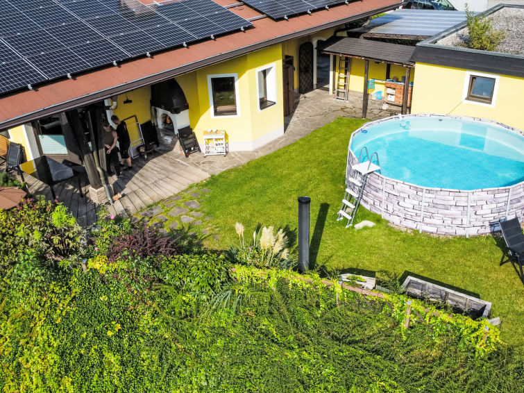 10-persoons vakantiehuis in Wörgl met privézwembad en open haard in Wörgl