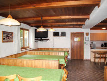 Holiday home Schwalbenhof
