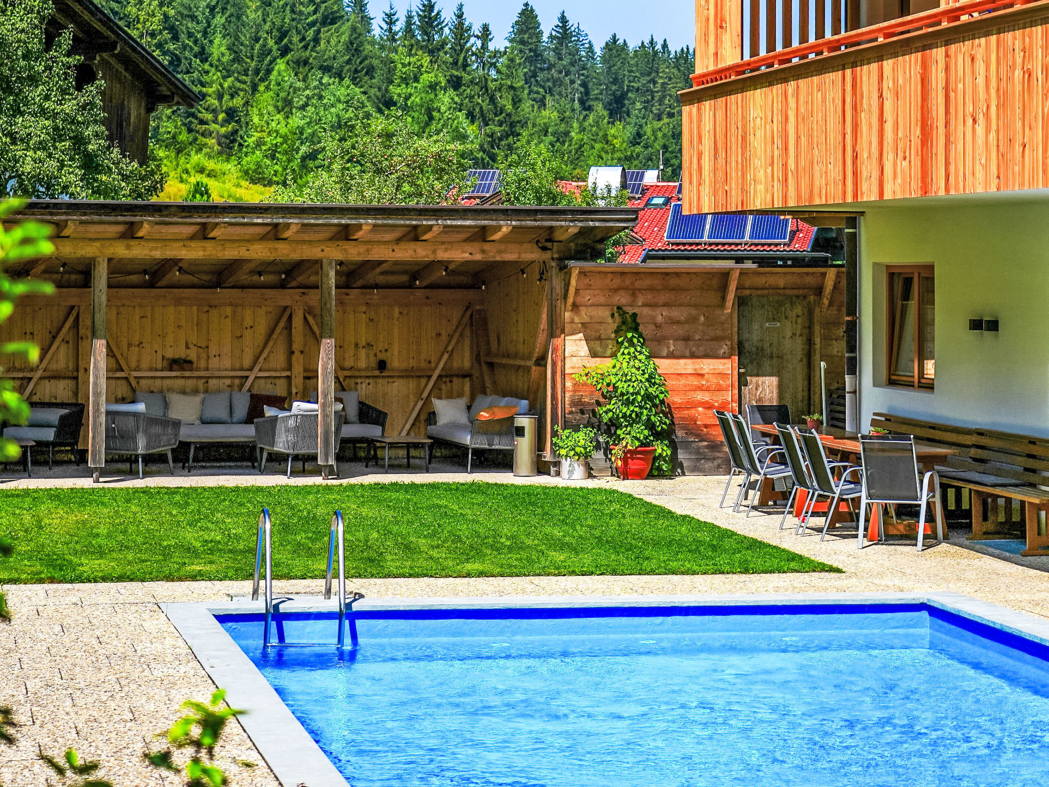 Aparthotel Iris - Image 2