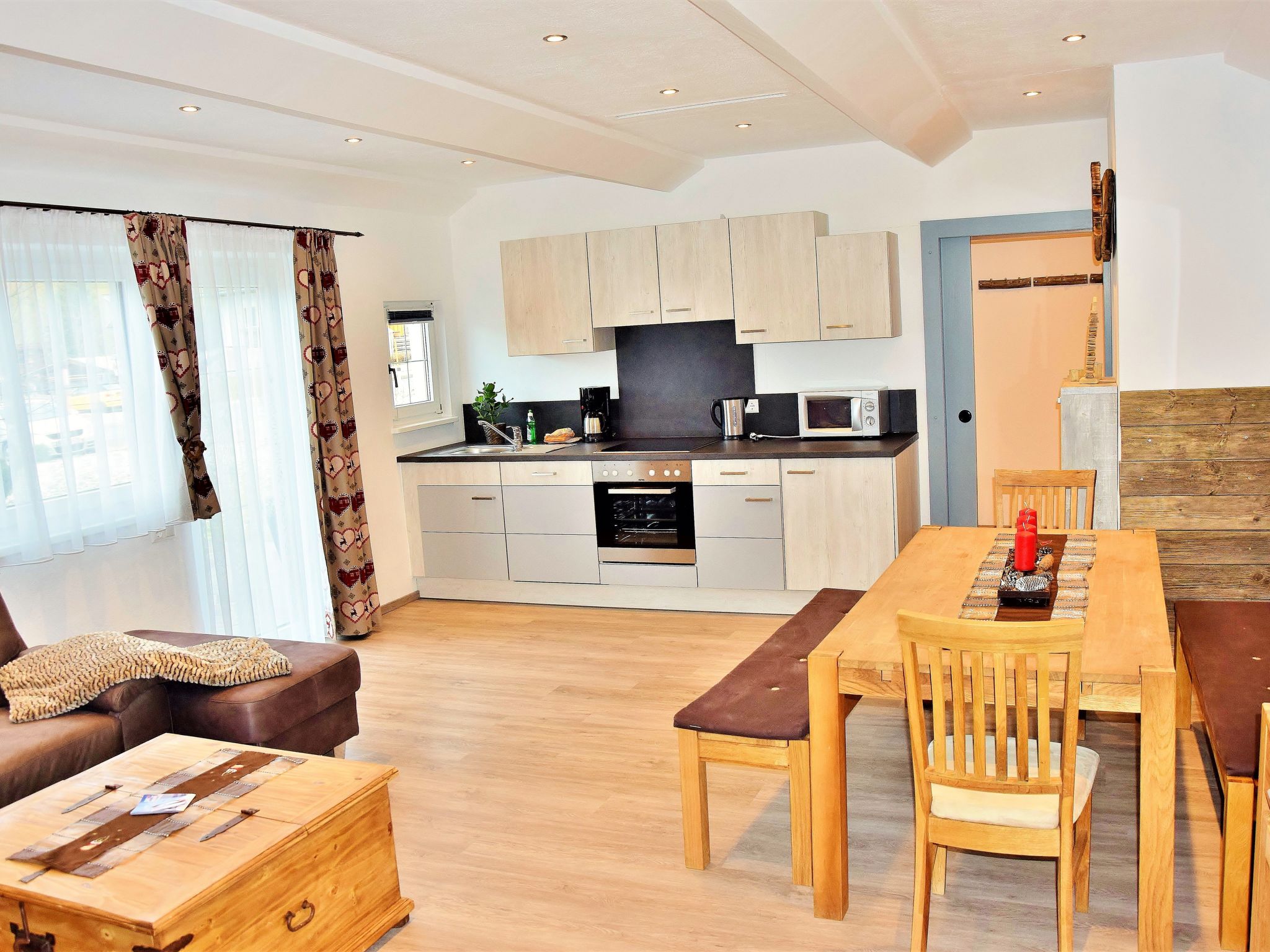 Luxuswohnung im Tiroler Almstil-Image-tags.info