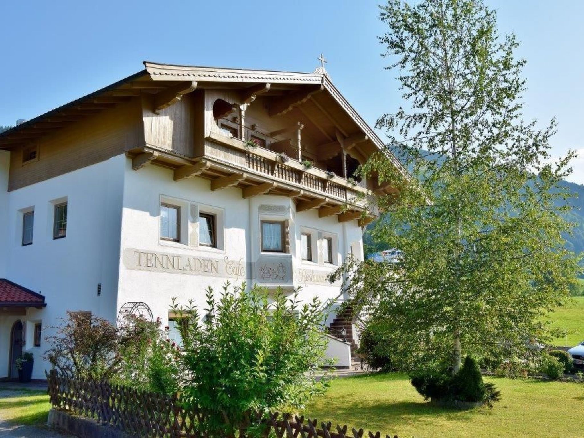 Luxuswohnung im Tiroler Almstil-Image-tags.info