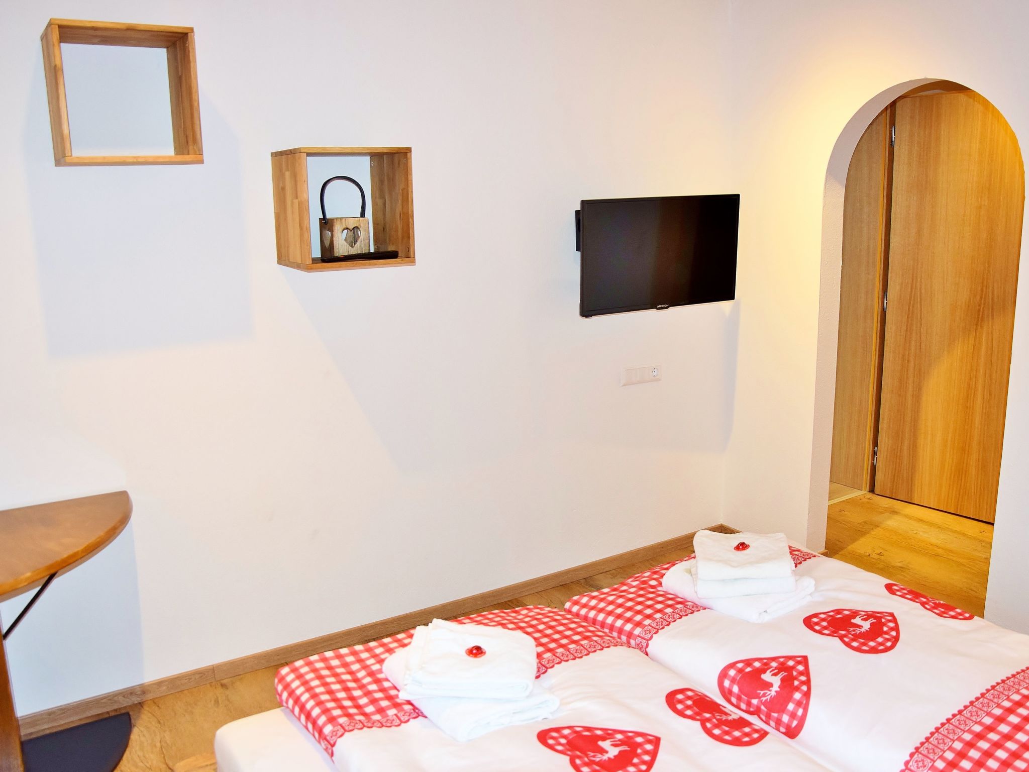 Luxuswohnung im Tiroler Almstil-Image-tags.info