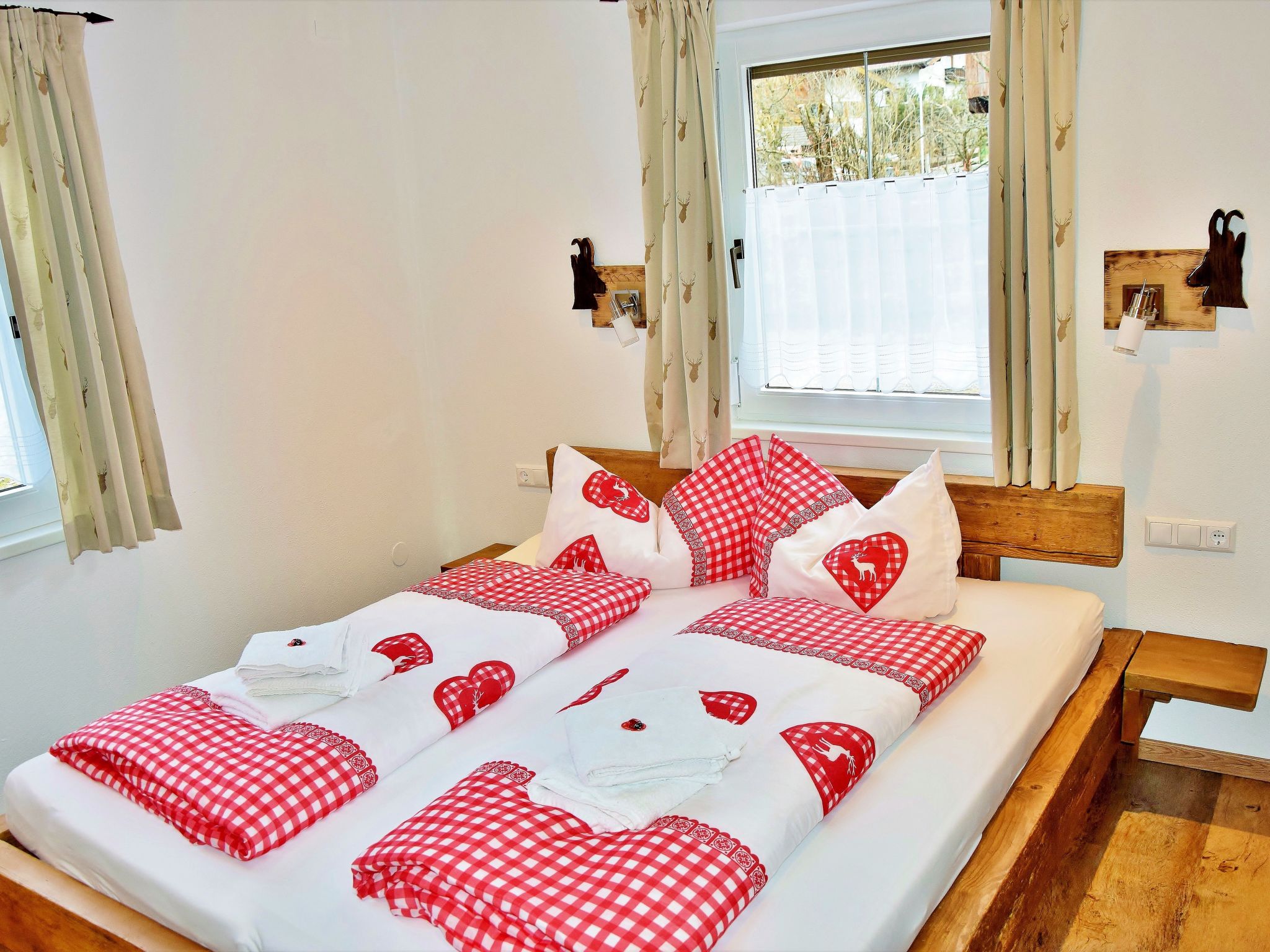 Luxuswohnung im Tiroler Almstil-Image-tags.info