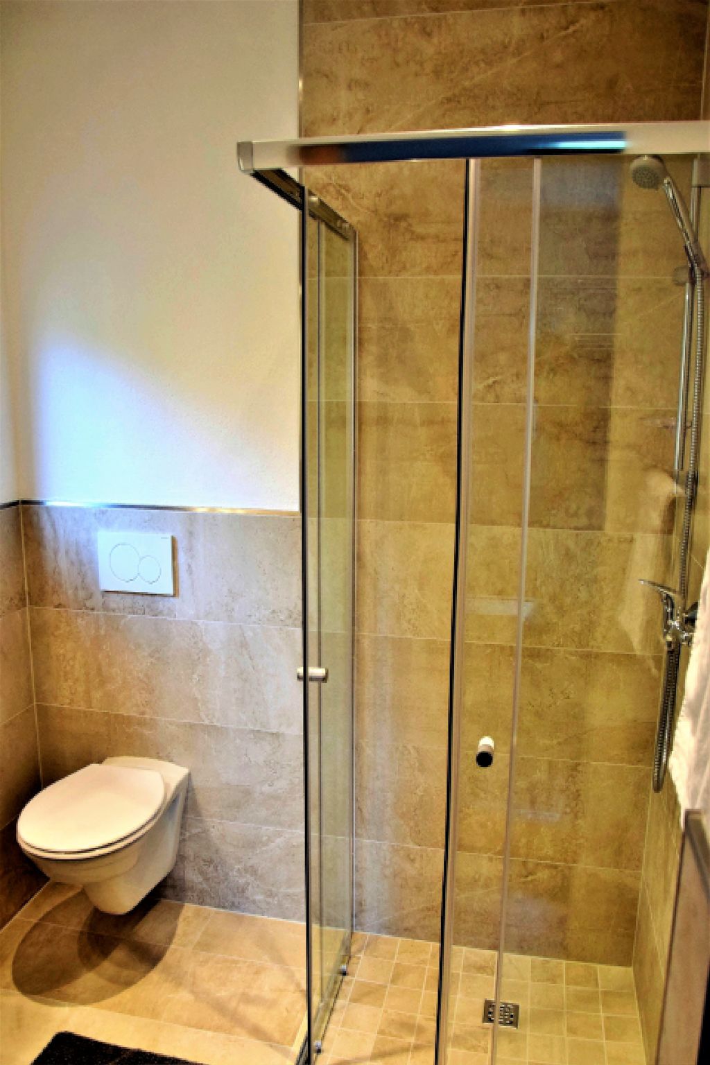 Luxuswohnung im Tiroler Almstil-Image-tags.info