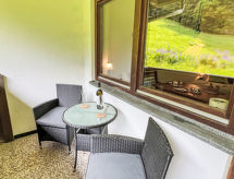 Studio Esche 3
