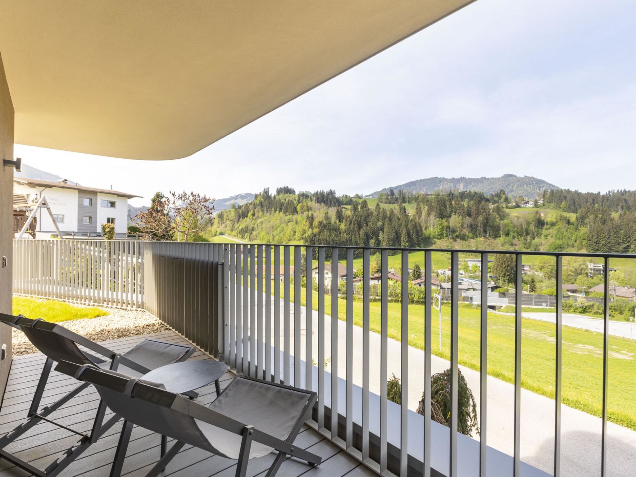 Studio mit Balkon - Buiten