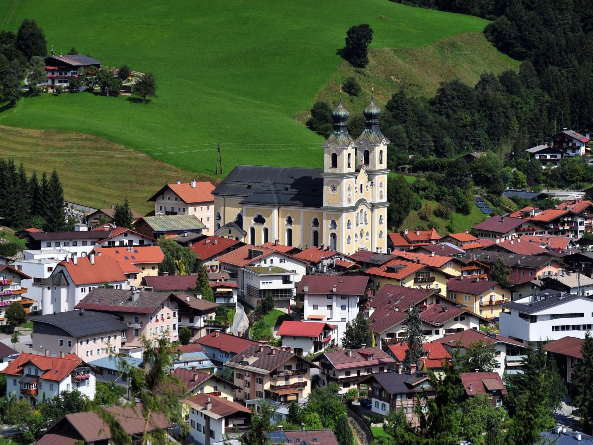 Family in Hopfgarten im Brixental-Image-tags.info
