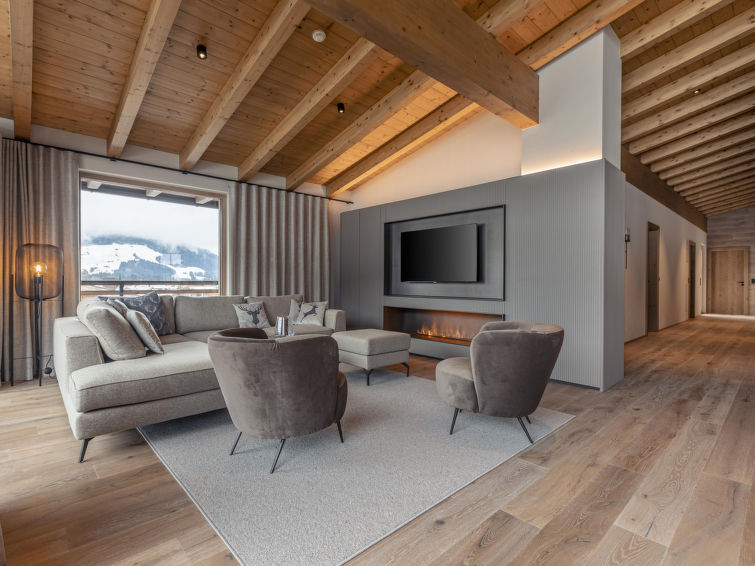 Search and Stay destination Westendorf, Tirol - Austria from AU$ 1,047. Penthouse mit 3 Schlafzimmern & Kamin