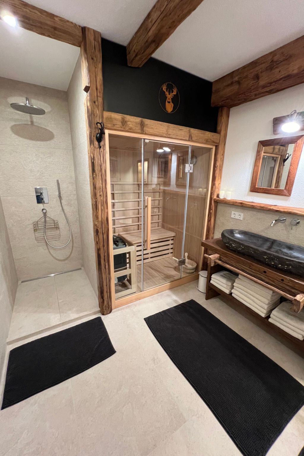 Luxuriöse Ferienwohnung mit Terrasse-Binnen