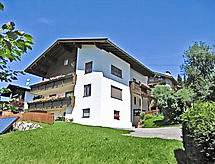 Rustiek appartement aan de skipiste en golfbaan in Kirchberg - thumbnail 1
