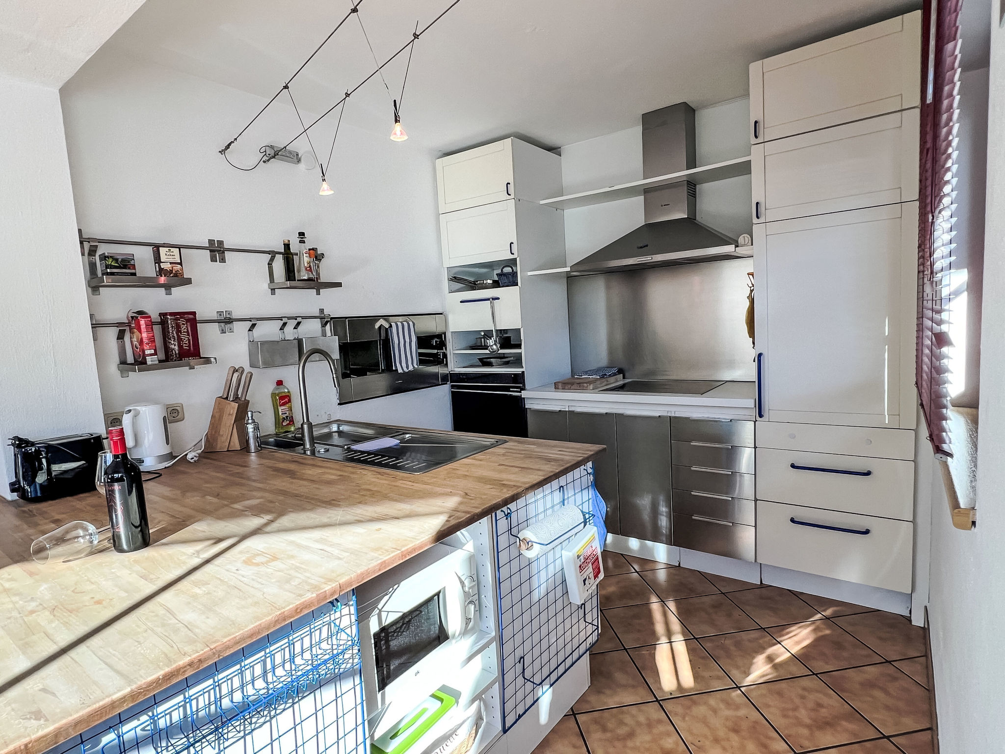 Blauer Elefant-Binnen