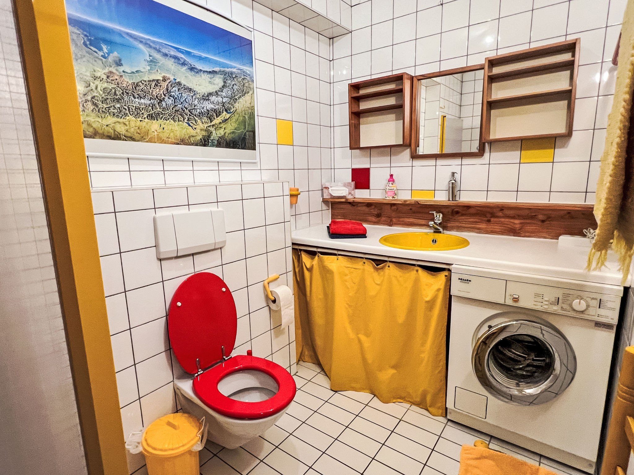 Blauer Elefant-Binnen