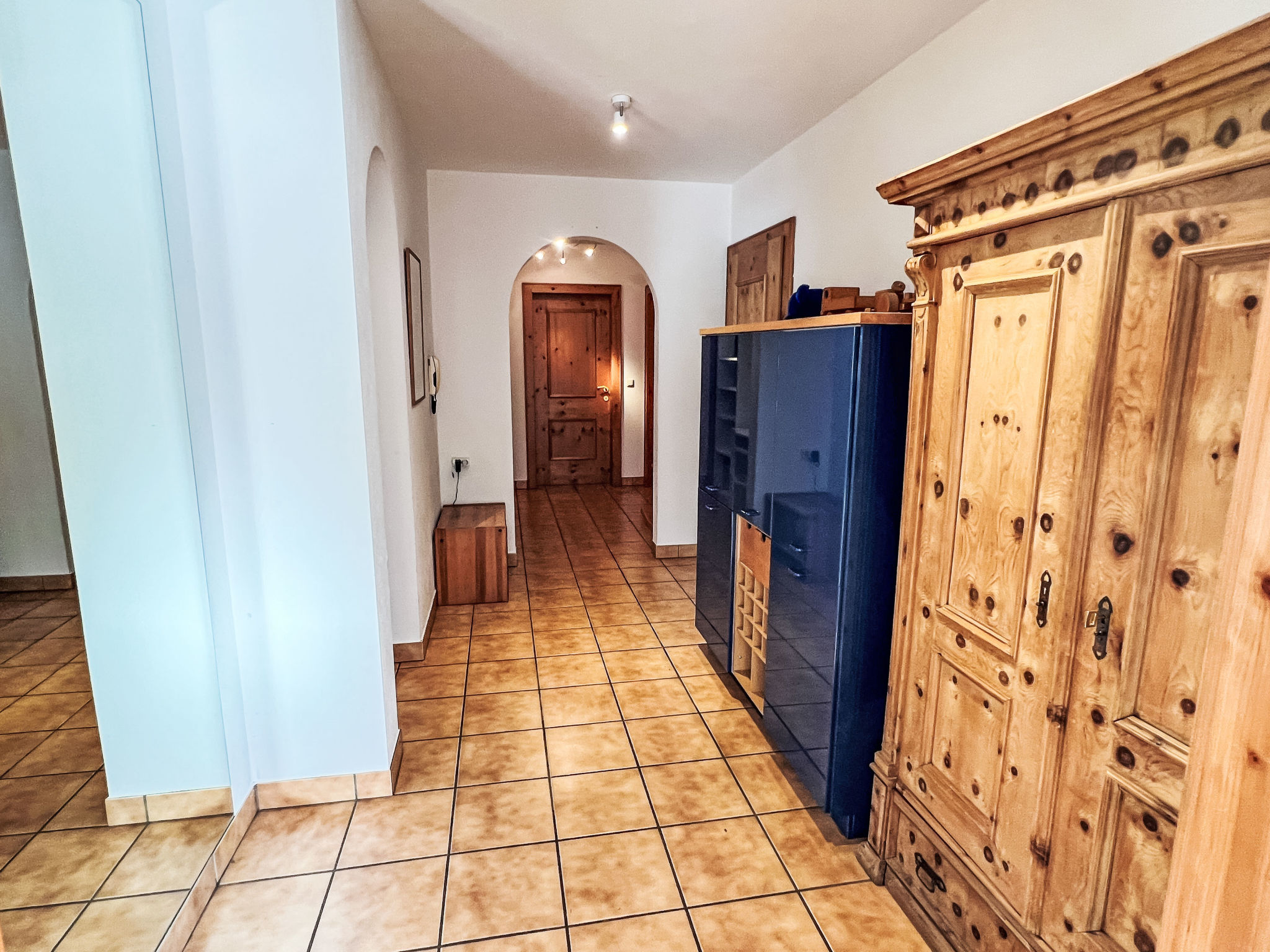 Blauer Elefant-Binnen