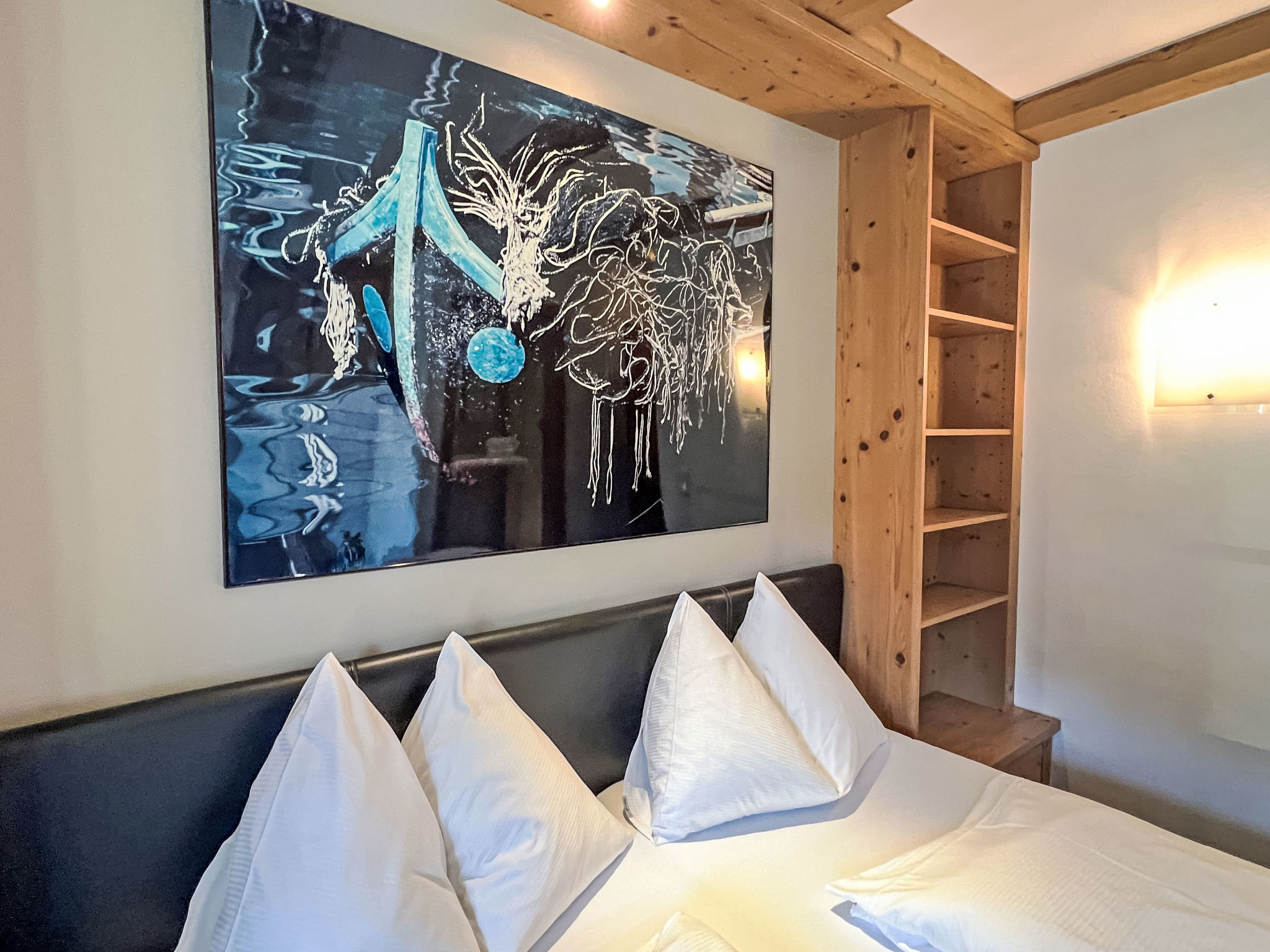 Cheeky Apartment-Inside