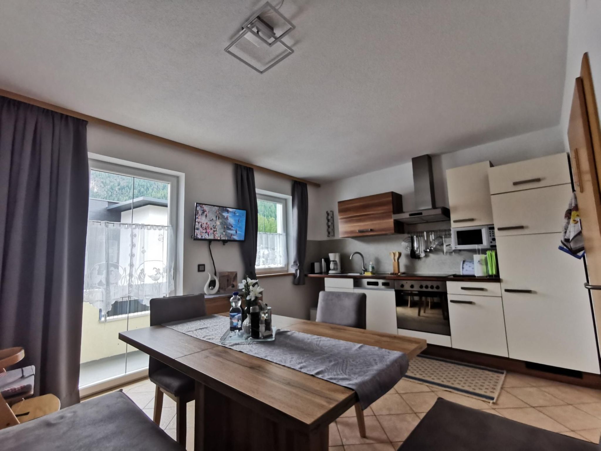 Frischmann Klaudia-Drinnen