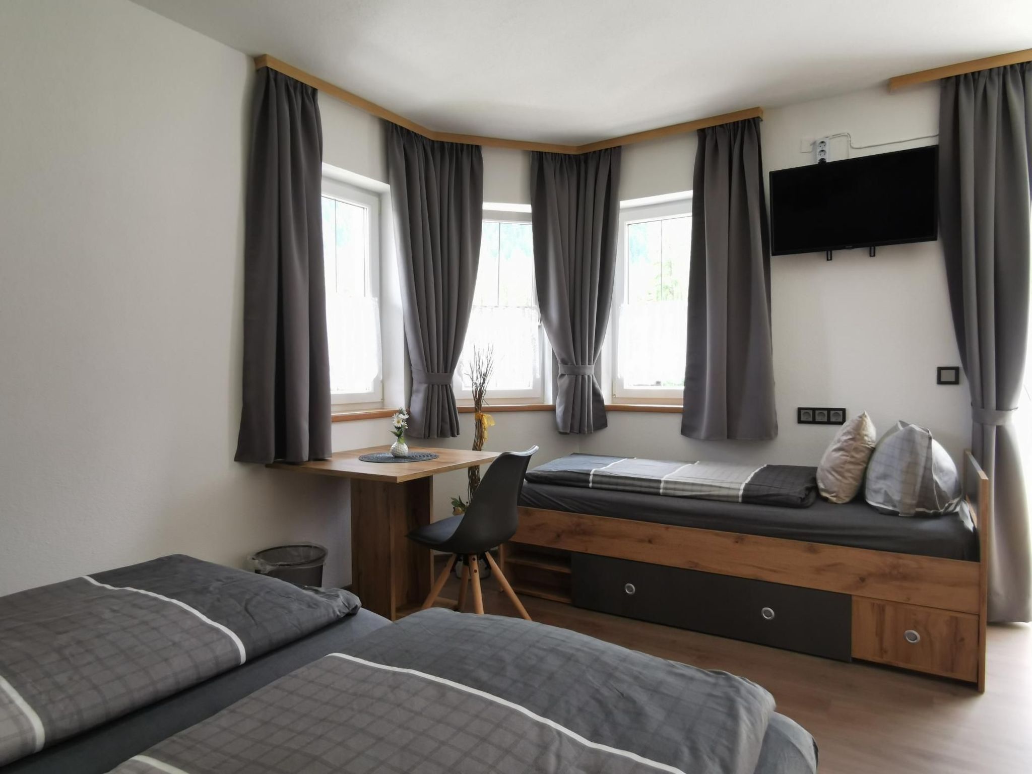 Frischmann Klaudia-Drinnen