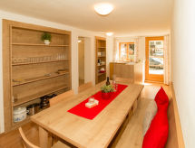 Typ C: Ruim 8-persoons appartement in gerenoveerde boerderij bij Längenfeld - thumbnail 3