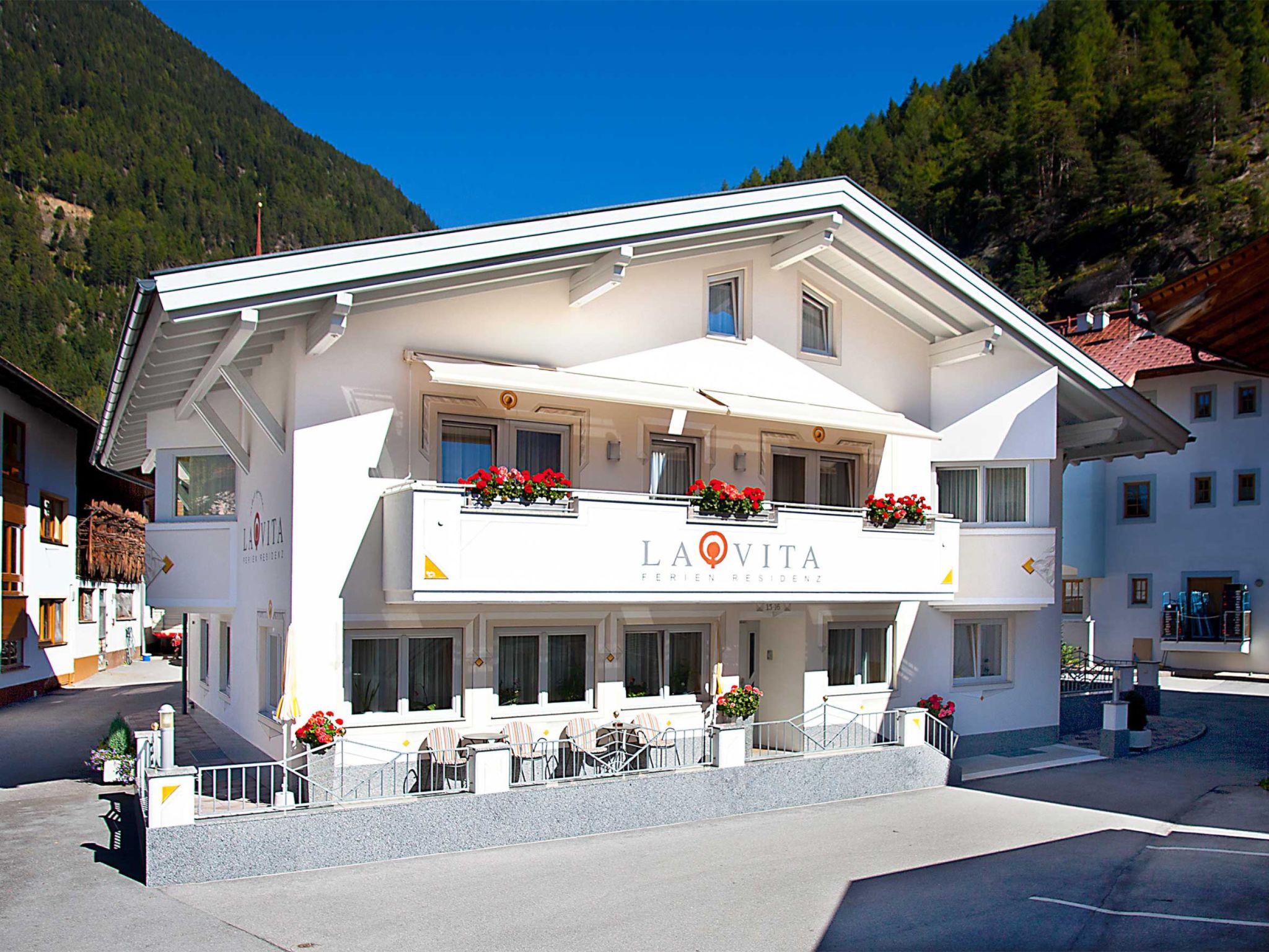 Photo of La Vita
