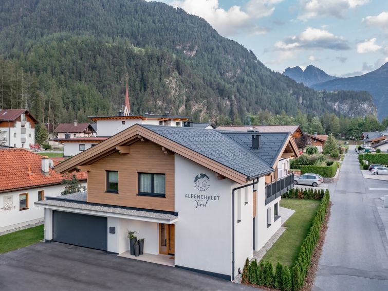 Photo of Alpenchalet Tirol