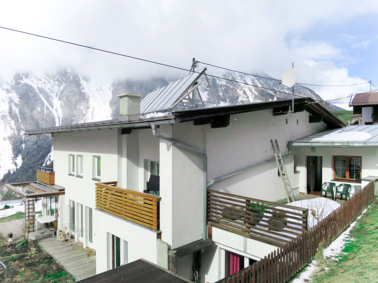 Search and Stay destination Huben, Tirol - Austria from AU$ 178. Aktiv (HBN221)