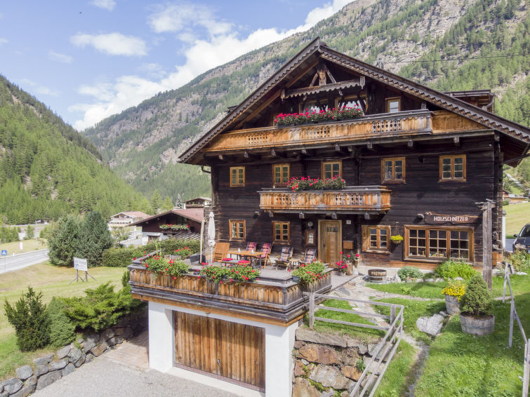 Beim Holzschnitzer Chalet in Solden