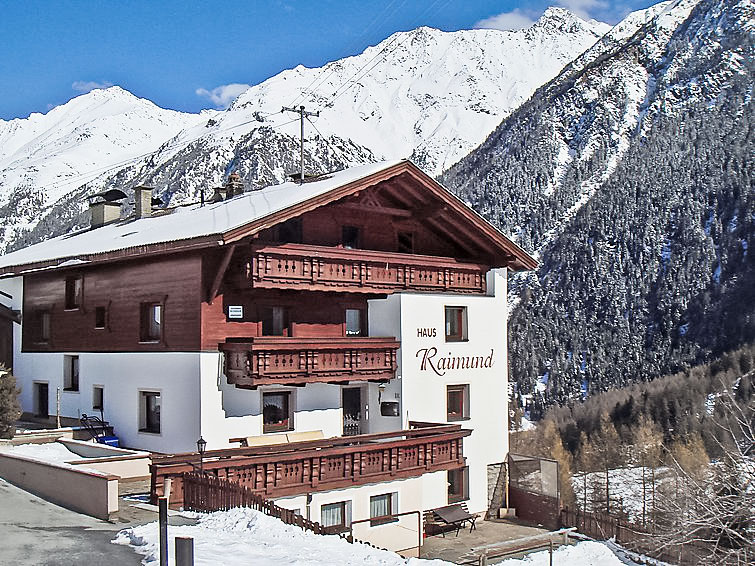 Self Catered Chalet Raimund Solden J2ski