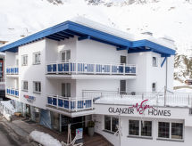 Glanzer Homes - Giggi Suite (SOE075)