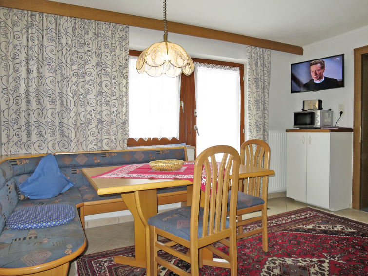 Search and Stay destination Sölden, Tirol - Austria from AU$ 308. Pult