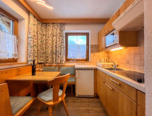 Knus appartement in Sölden met uitzicht op bergen en skipiste op 1 km - thumbnail 6