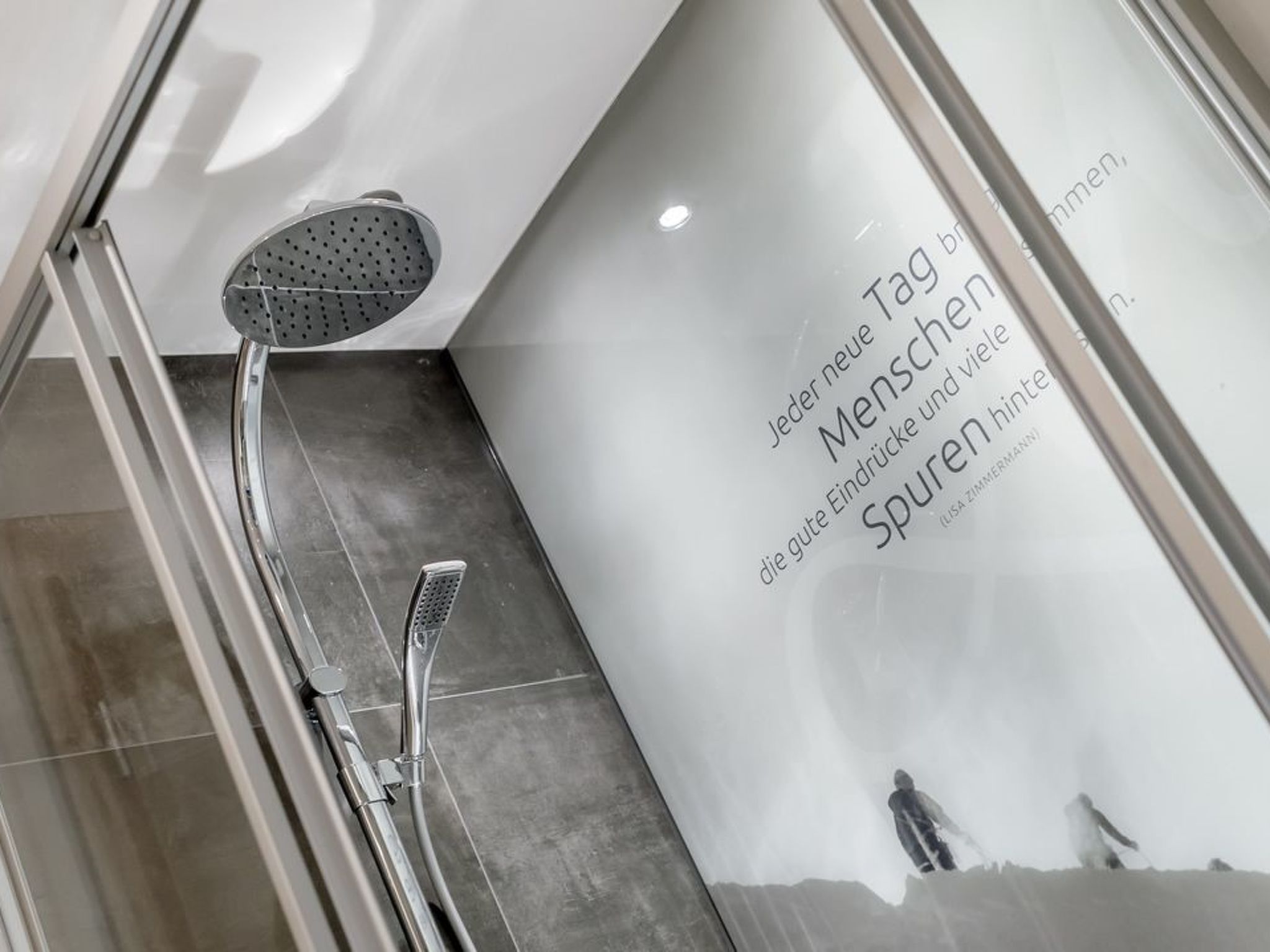 Photo of Melisande 1