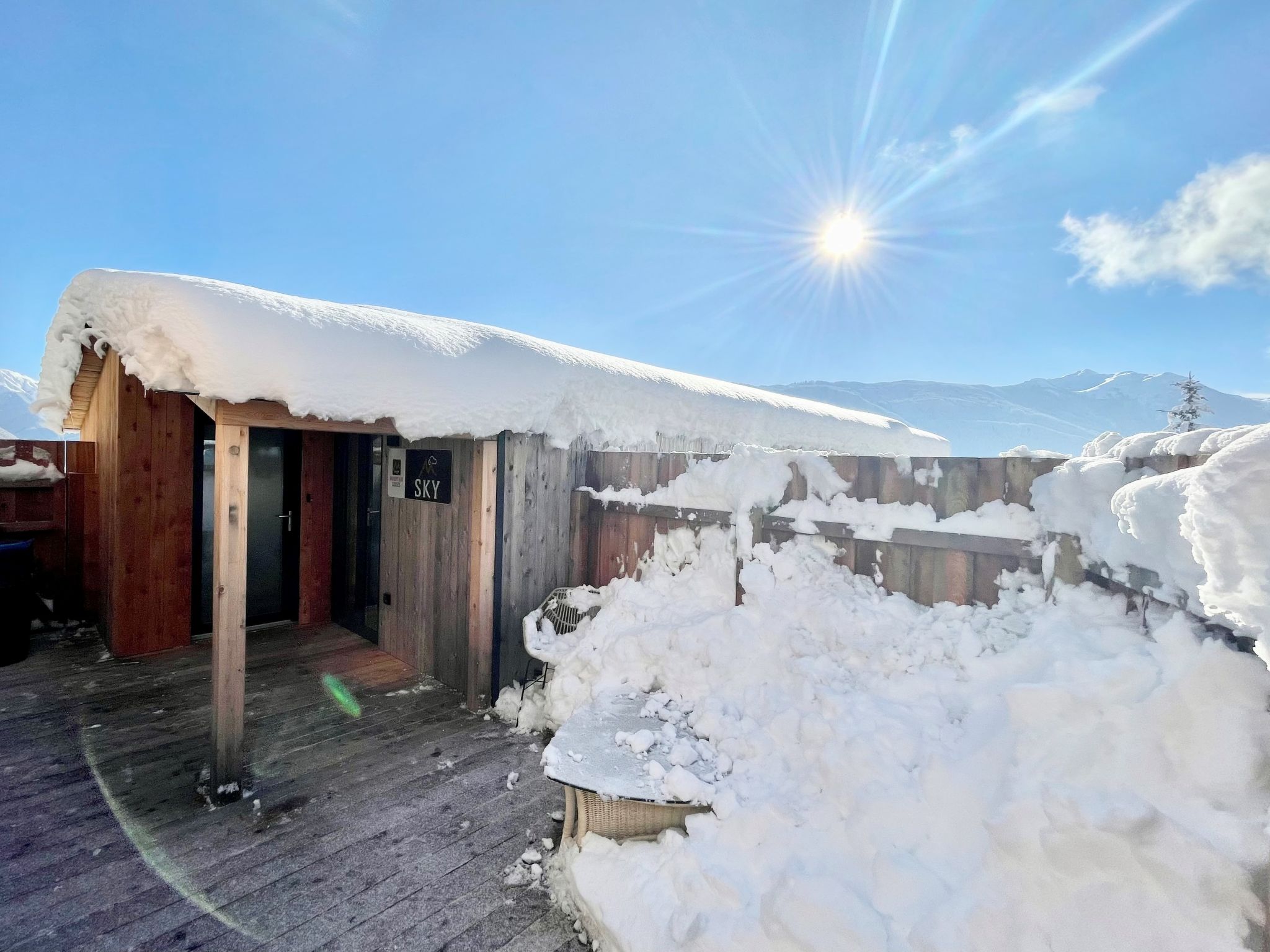 Sky-Chalet-Dehors
