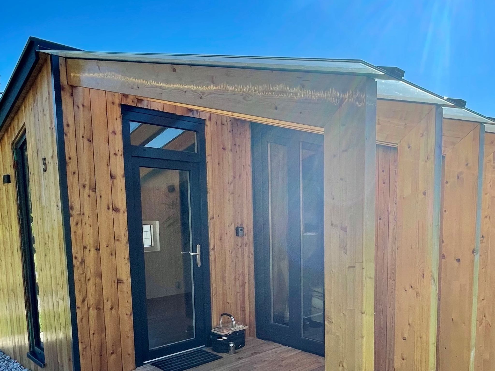 Sky-Chalet-Dehors