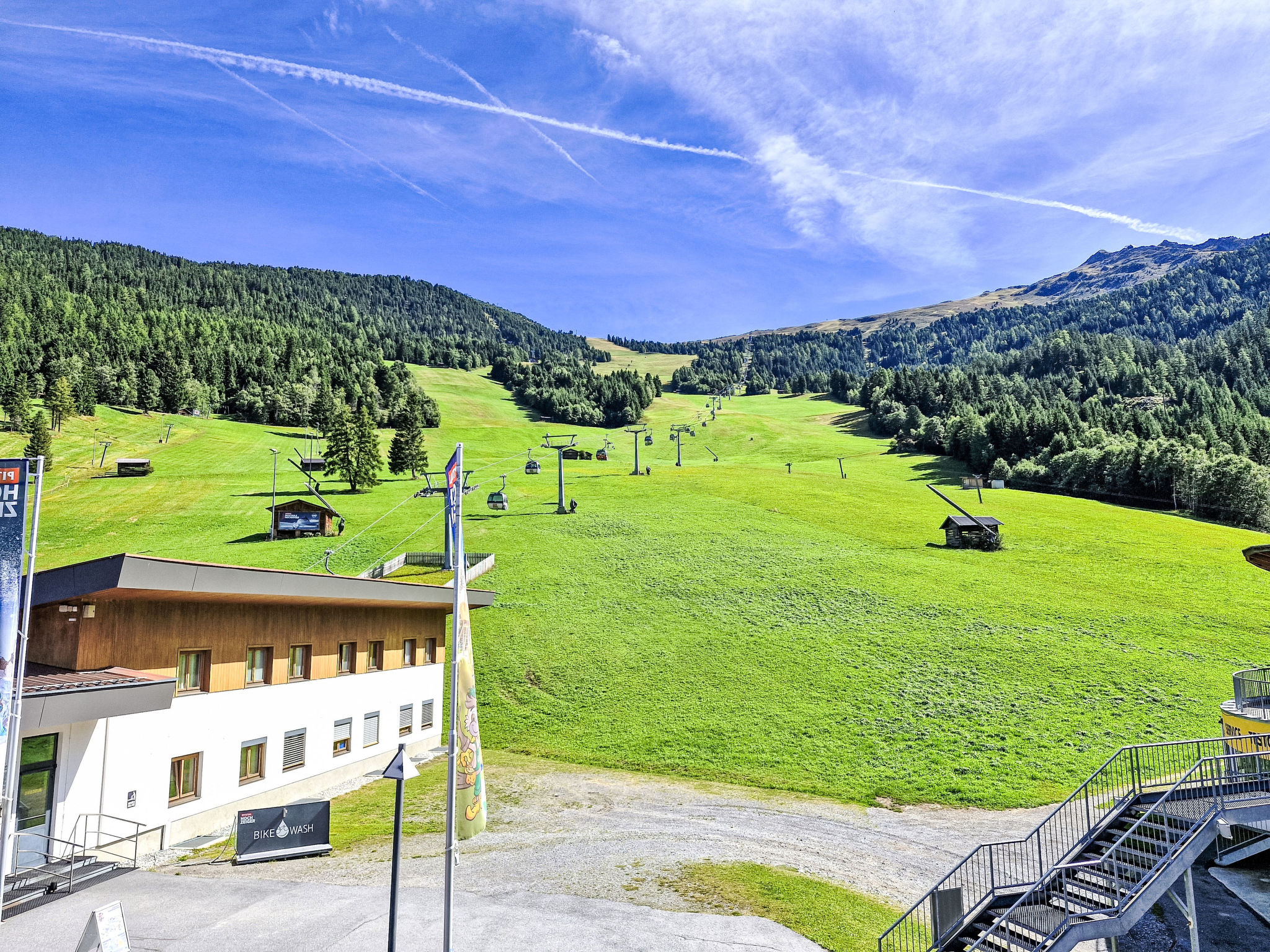 Alpelux-Buiten