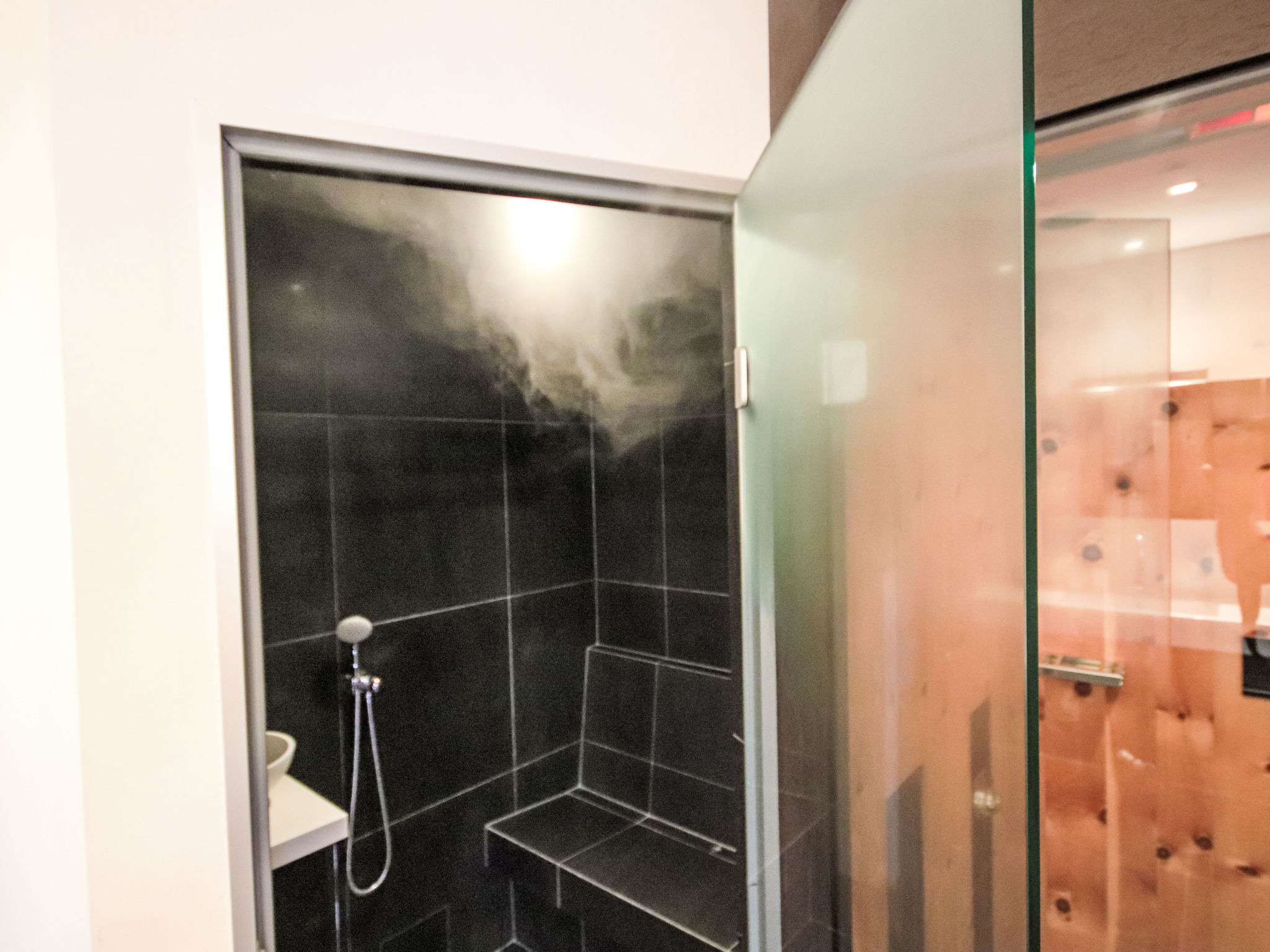 Villa Renate: Modern vrijstaand chalet bij Landeck met zwembad en bergzicht - foto 26