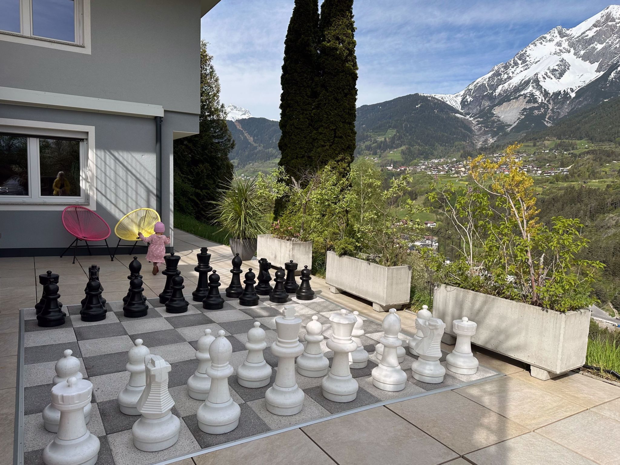 Komfortables Ferienhaus in Landeck mit Pool-Binnen