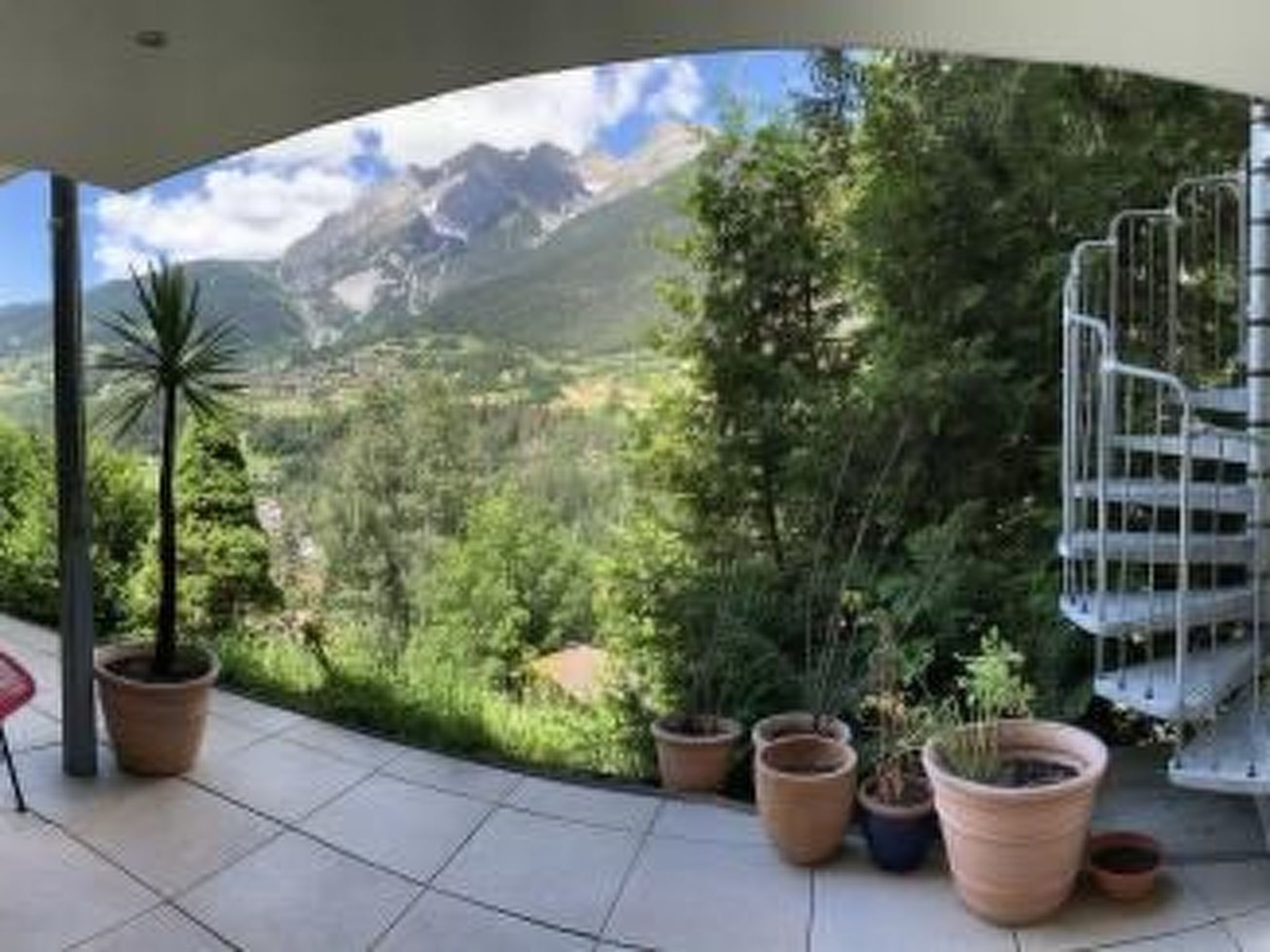 Komfortables Ferienhaus in Landeck mit Pool-Binnen