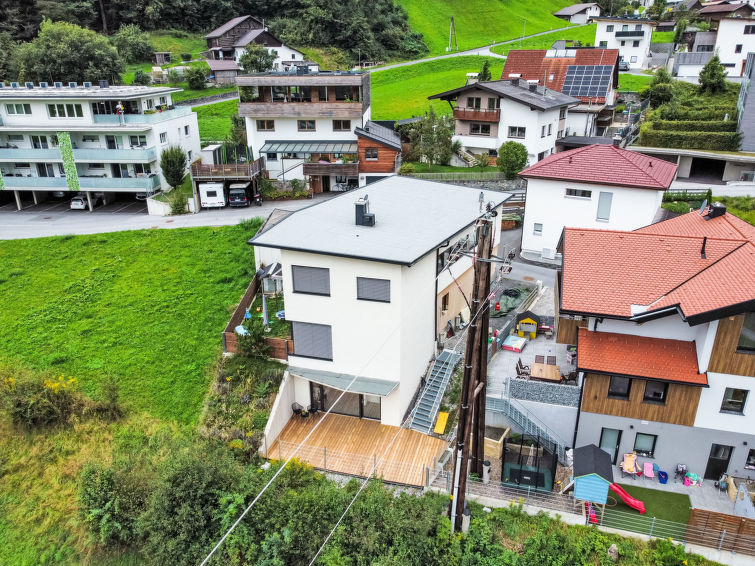 Modern appartement Urgen Living in Fliess, Tirol West in Fliess/Landeck/Tirol West
