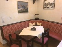 Mieszkanie Burg Biedenegg, Pach